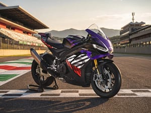 アプリリア新型RSV4 Factoryを徹底解説！未来のバイクはもう目の前です