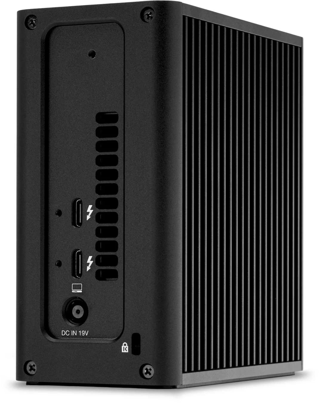 OWC Express 4M2 Ultraのポート